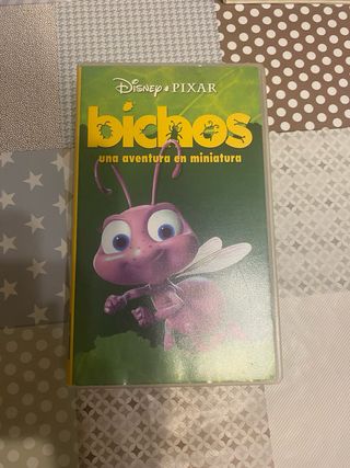 Lote 10 Películas VHS Disney y Clásicos