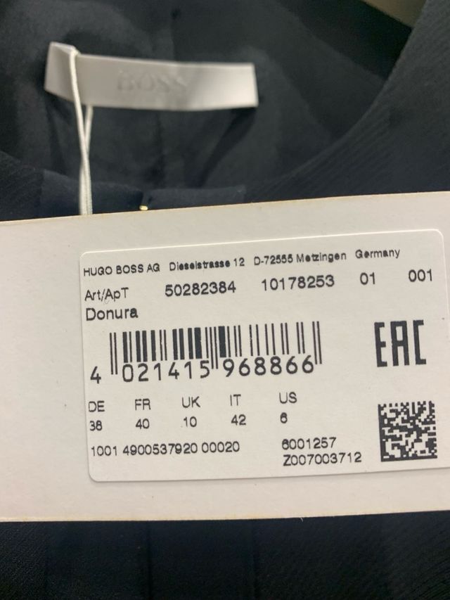 Vestido Hugo Boss Negro sin usar