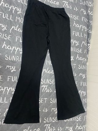 Pantalones campana Shein negros talla S