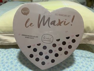 Le Maxi Gel Manicure Set Nuevo