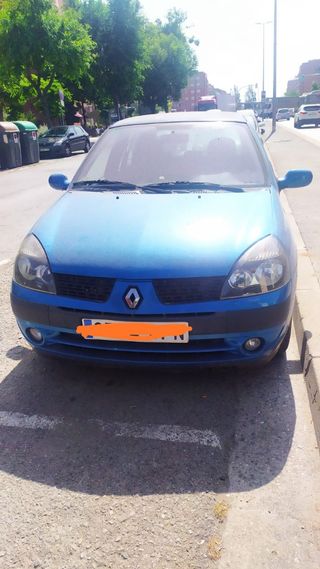 Renault Clio 2002