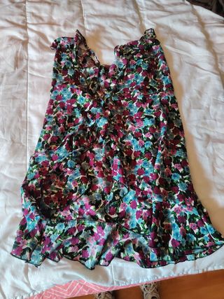 Vestido flores cruzado Primark Talla S