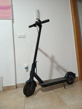 Xiaomi Mi Electric Scooter 3. 