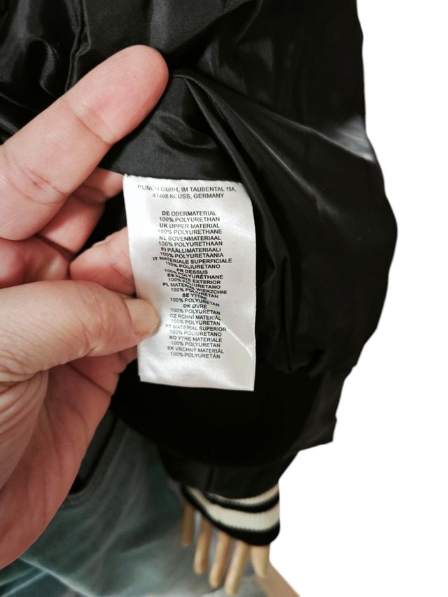 Chaqueta Lonsdale London Negra Acolchada