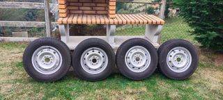 Llantas con neumáticos de invierno para autocarava