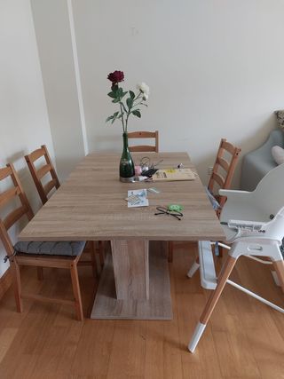 Mesa de comedor 140 cm extensible con pata central