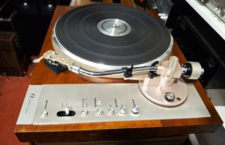 Tocadiscos Marantz 6350Q Quartz Lock