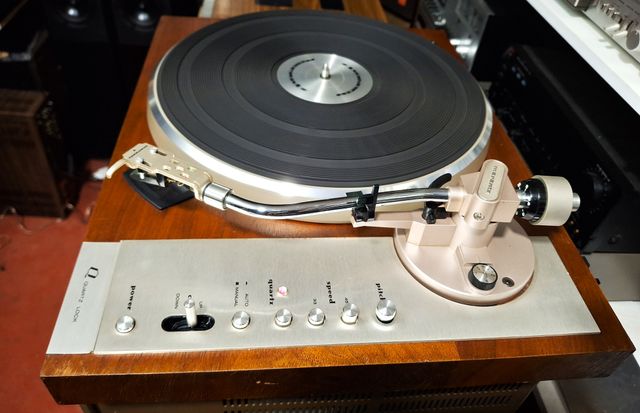 Tocadiscos Marantz 6350Q Quartz Lock