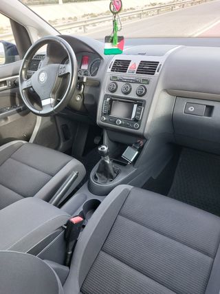 Volkswagen Touran 2009