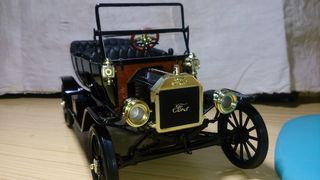 Ford T Modelo Clásico Negro