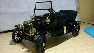 Ford T Modelo Clásico Negro