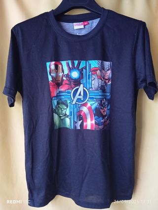 Camiseta Marvel Avengers Talla (12 años) 