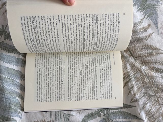 Dionisos, Picasso y los niños: Breviario para d...