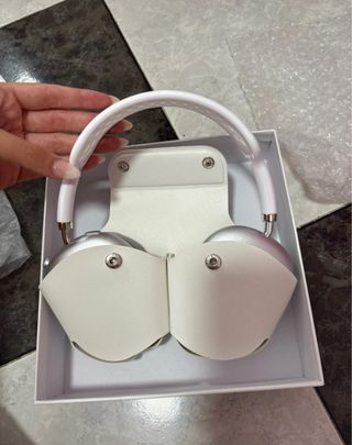 Cascos Inalámbricos Apple Silver