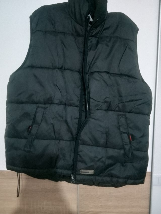 Chaleco acolchado negro