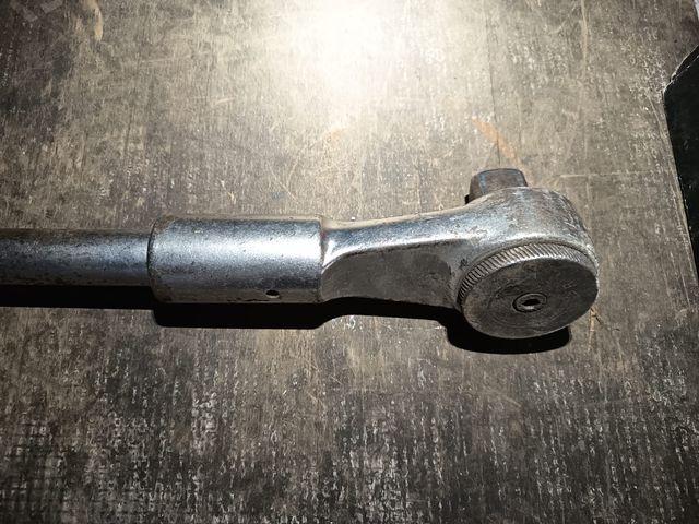 Llave de carraca 1 pulgada Palmera 262.195CRV