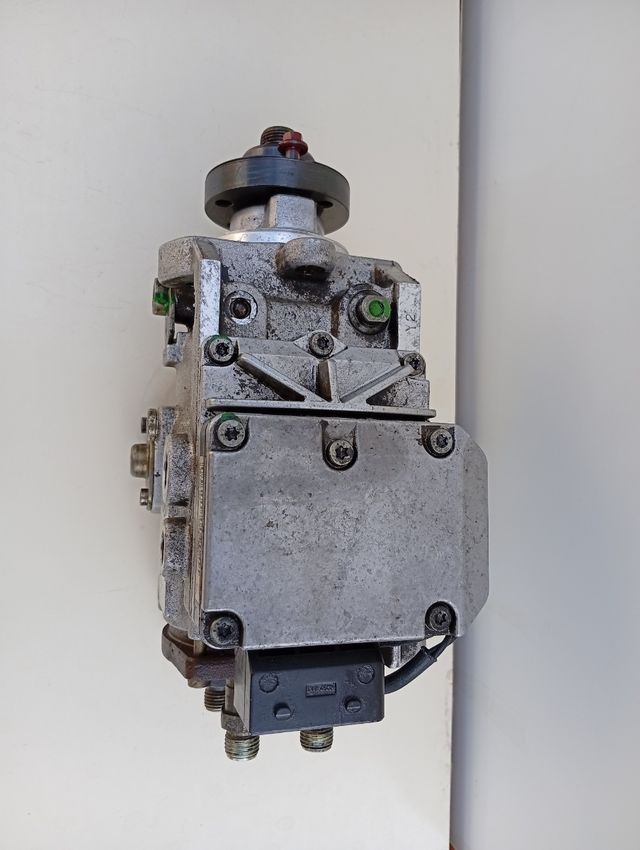 BOMBA DE INYECCIÓN FORD TRANSIT T 350 2.4.