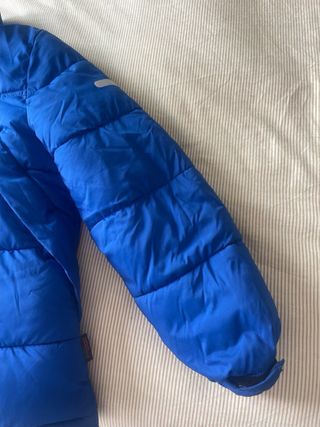 Chaqueta azul acolchada talla M