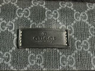 Riñonera Gucci Negra y Gris