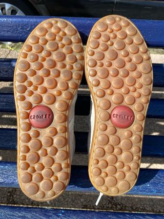 Camper Bolas grises. NUEVOS