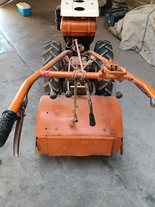 Motocultor Lander con RotoVator