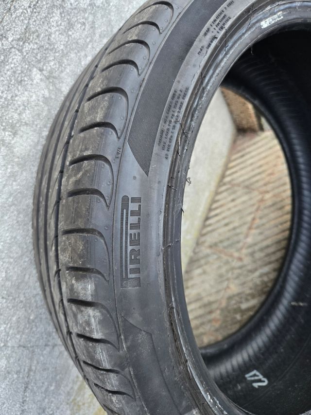 Neumático Pirelli