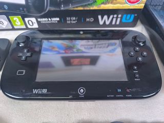 Nintendo Wii U Negra + Super Mario Bros U 