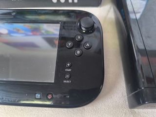 Nintendo Wii U Negra + Super Mario Bros U 
