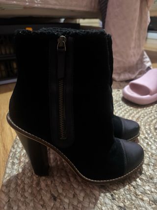 Botines de tacón negros