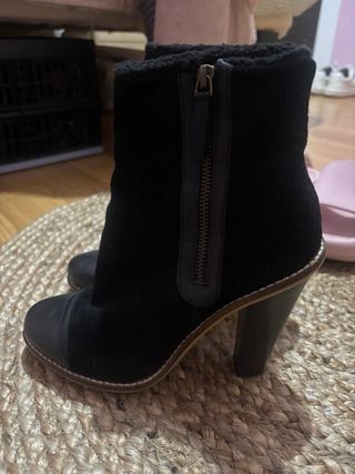 Botines de tacón negros