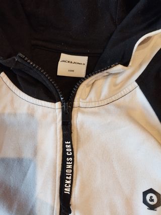 Chaqueta Jack & Jones blanca y negra