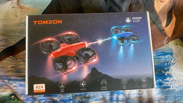 2 drones de batalla (precintadas )