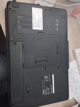 Notebook Dell Inspiron 1545 con Windows 7