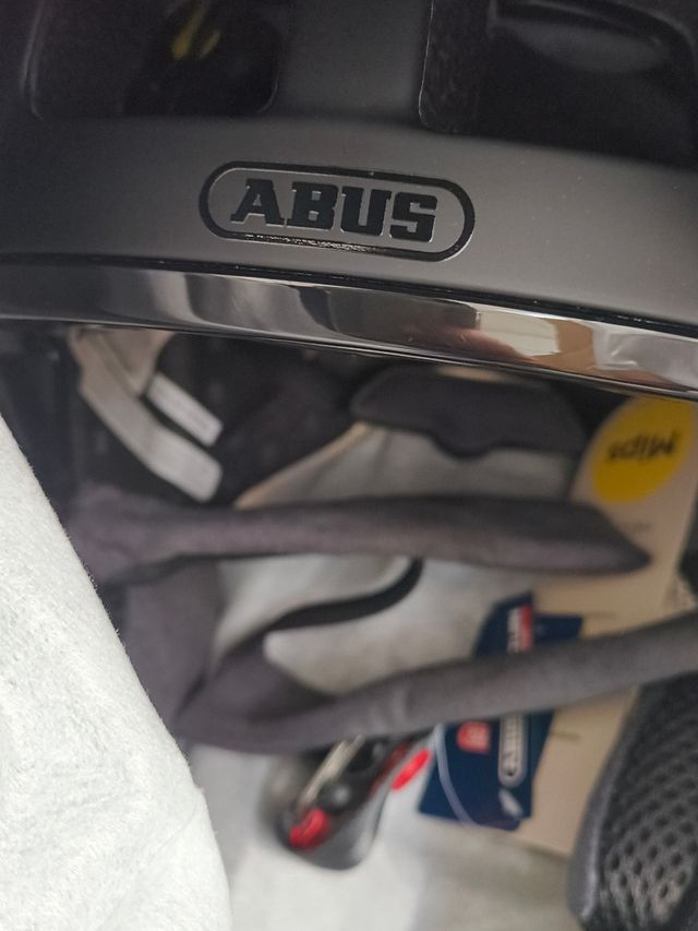 Casco Abus Airdrop MIPS Negro