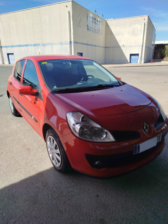 Renault Clio 2006