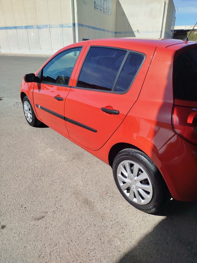 Renault Clio 2006