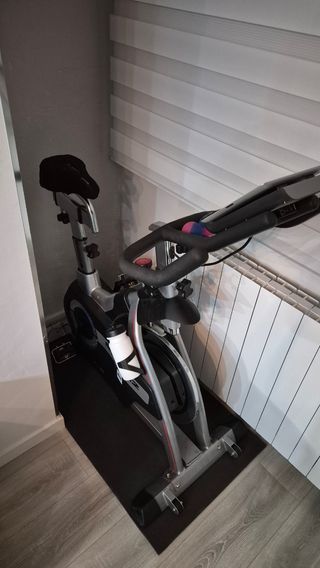 Bicicleta Spinning BH Speed spada 2

