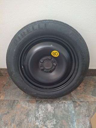 Rueda de repuesto Pirelli 125/85 R16 nueva