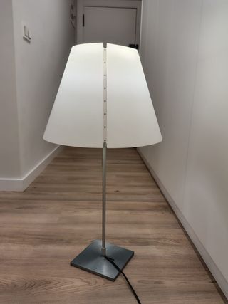 Lámpara de Mesa telescópica Luceplan Costanza