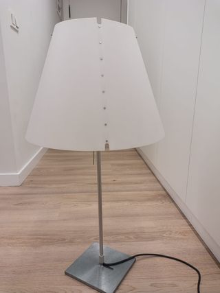 Lámpara de Mesa telescópica Luceplan Costanza