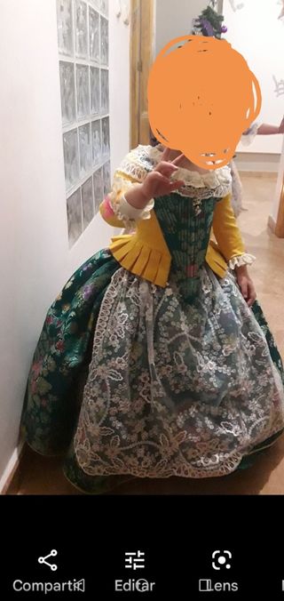 Traje de Fallera Verde y Amarillo