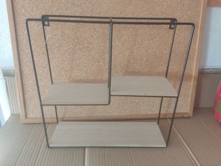 2 Estanterías de pared madera y metal