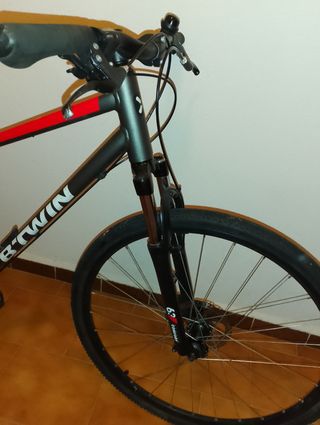 Bicicleta Btwin Riverside 500