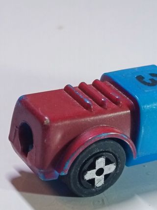 COCHE DE COLECCIÓN PINEWOOD DERBY 1/64