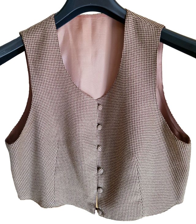 Chaleco de pata de gallo beige y marrón