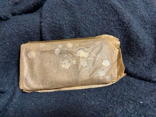 Cartera, monedero y tarjetero con flores