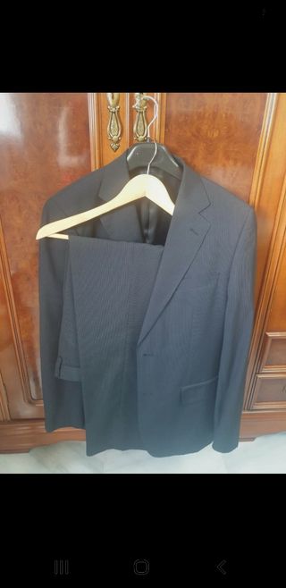 Traje de caballero gris