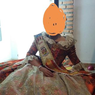 Traje de Fallera 

