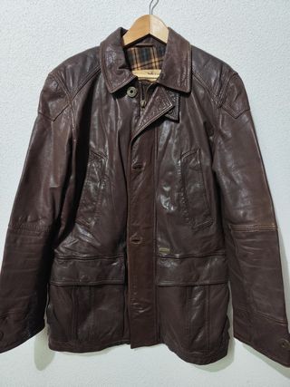Cazadora vintage de piel marrón de CARAMELO 