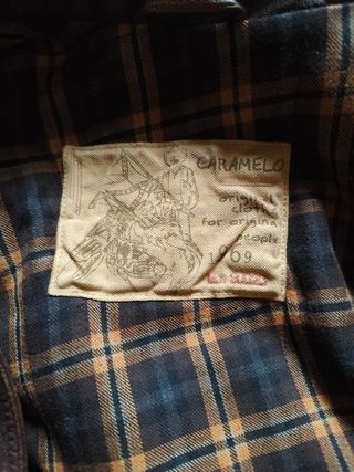 Cazadora vintage de piel marrón de CARAMELO 